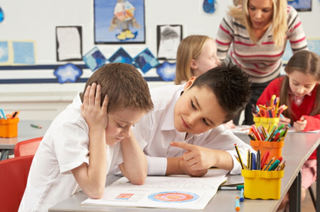 Pupils working together